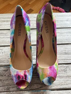 Guess Multi-Colored High Heels ~5" (9M)